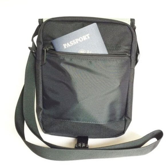 REIGN VERMONT Day Purse Boho CrossBody Bag - Embroidered - MSRP $110 - NWOT - Picture 4 of 14